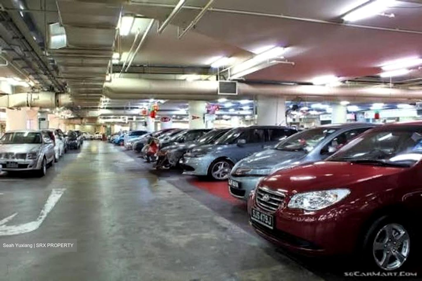 Automobile Megamart (D14), Factory #629170461